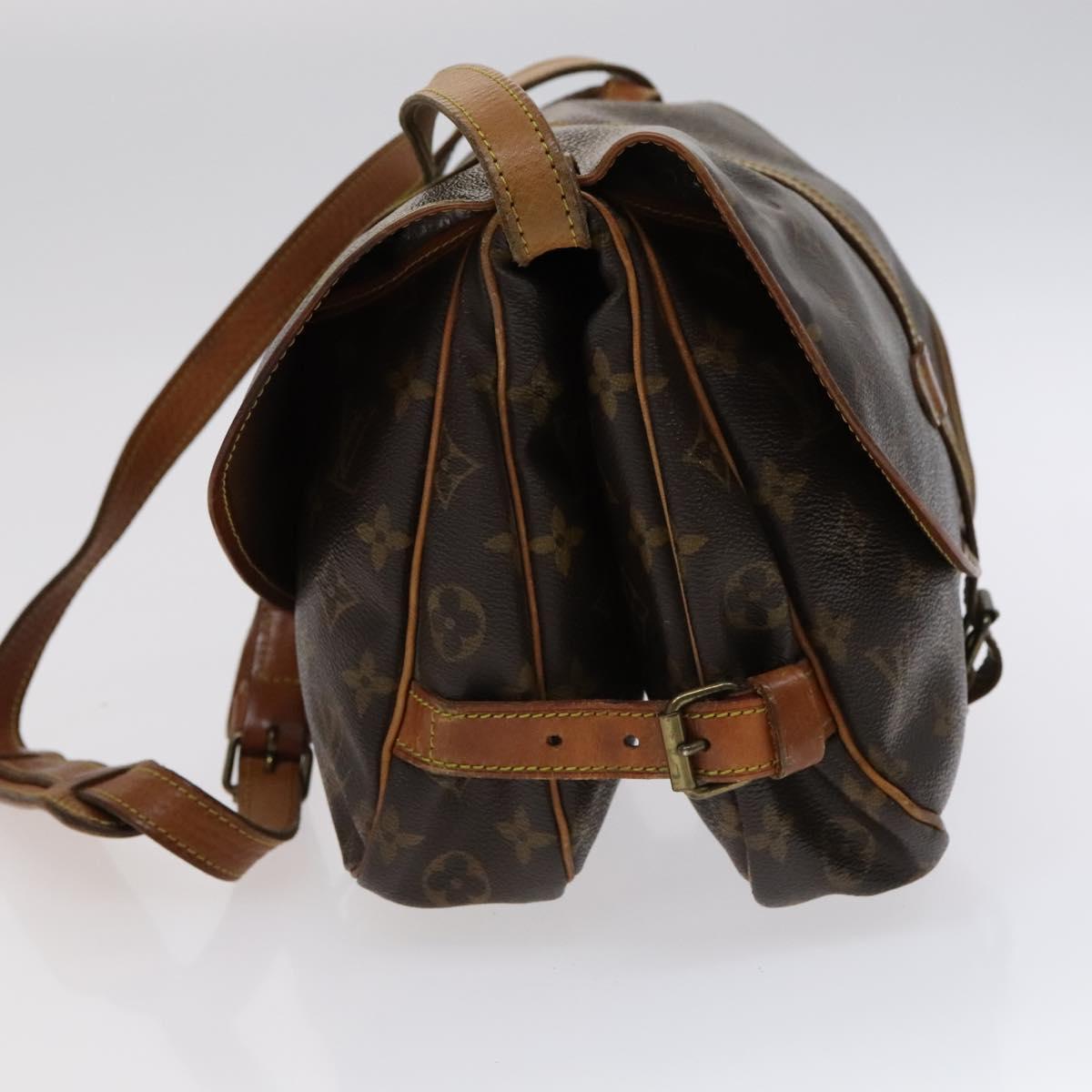 LOUIS VUITTON Monogram Saumur 30 Shoulder Bag M42256 LV Auth 115416