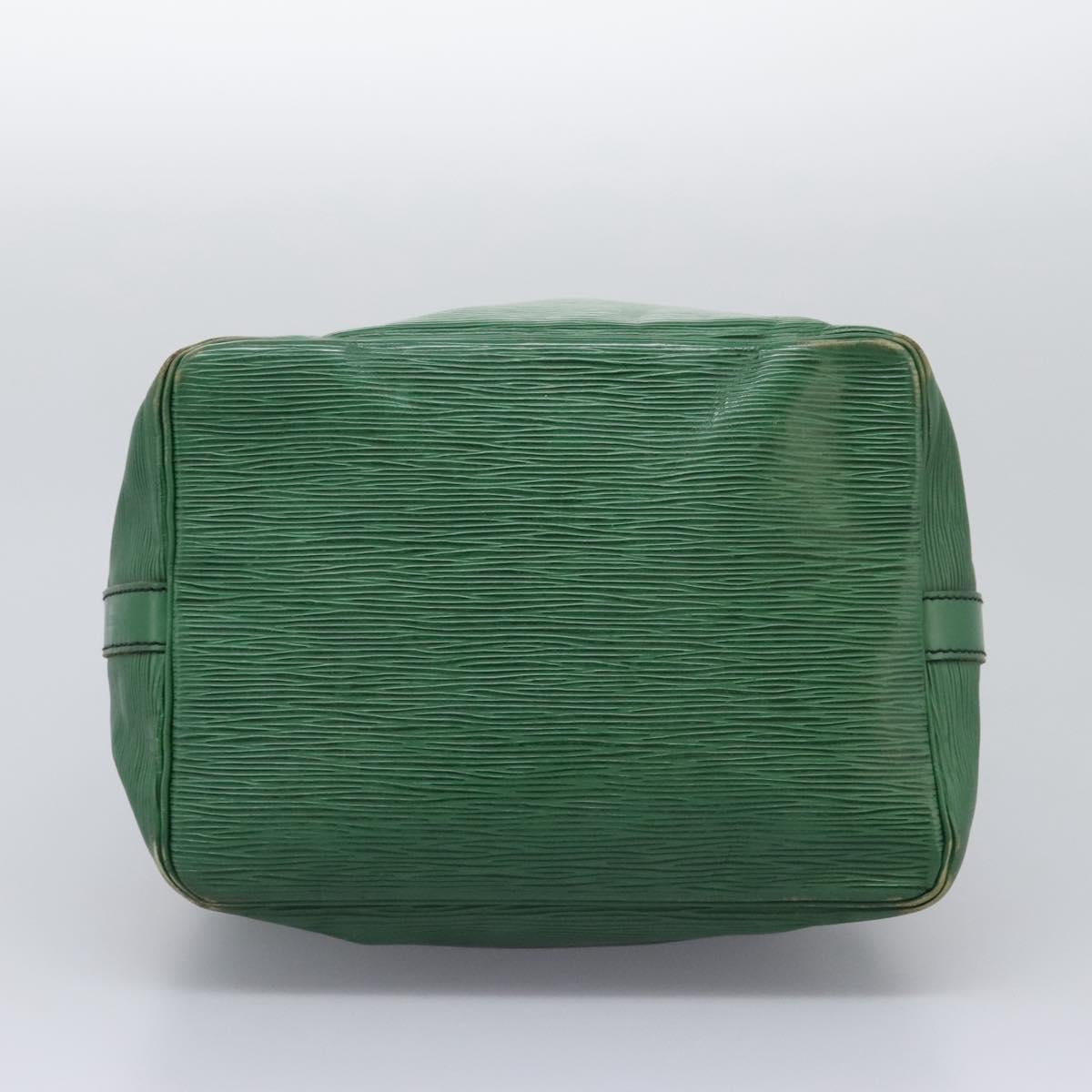LOUIS VUITTON Epi Petit Noe Shoulder Bag Green M44104 LV Auth 115922