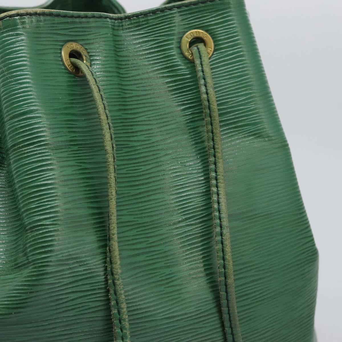 LOUIS VUITTON Epi Petit Noe Shoulder Bag Green M44104 LV Auth 115922