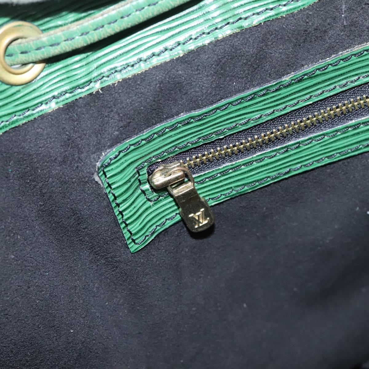 LOUIS VUITTON Epi Petit Noe Shoulder Bag Green M44104 LV Auth 115922
