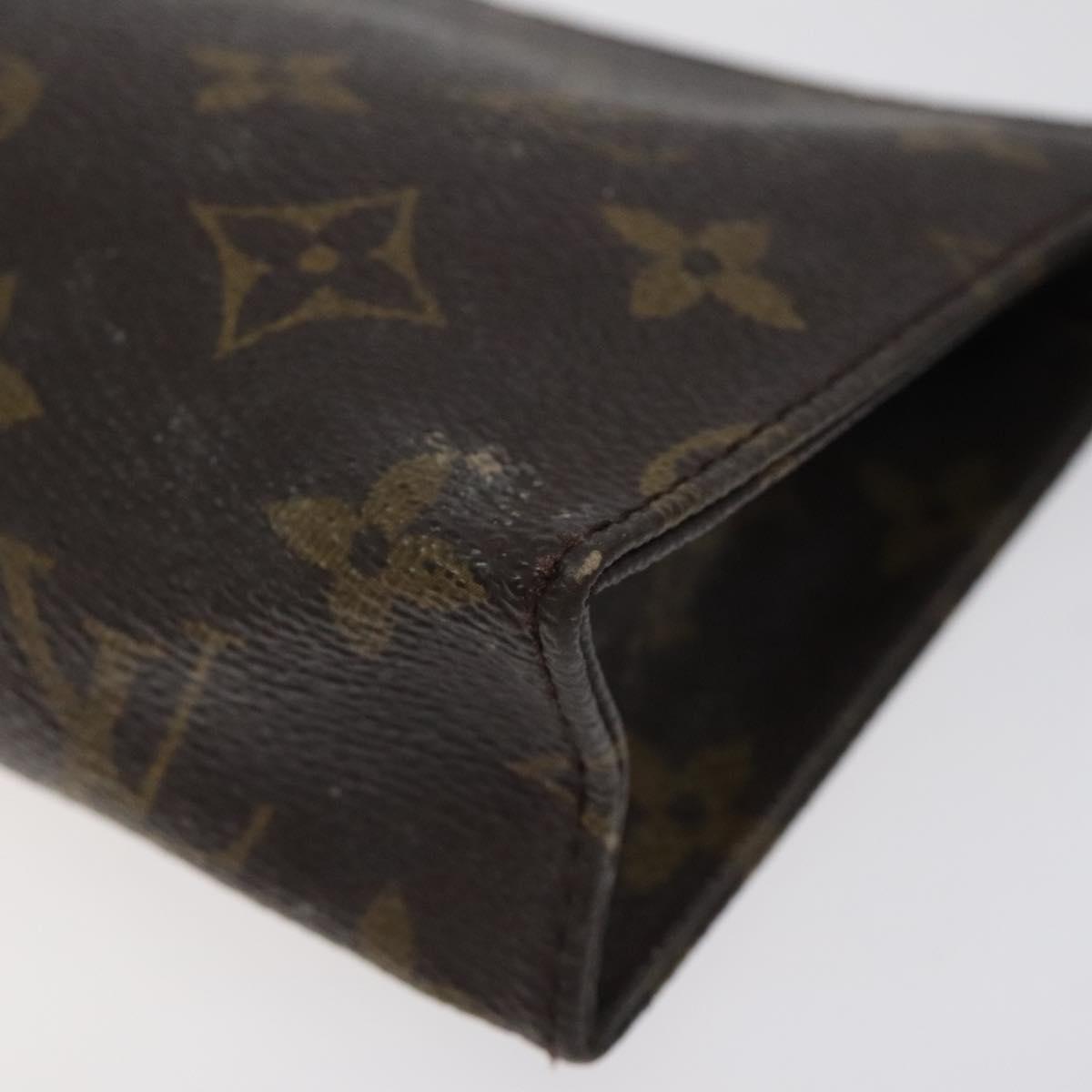 LOUIS VUITTON Monogram Poche Toilette 15 Pouch M47546 LV Auth 116089