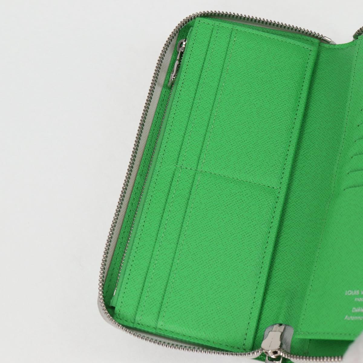 LOUIS VUITTON Monogram LV Portrait Zippy Vertical Wallet M82590 LV Auth 116099AM