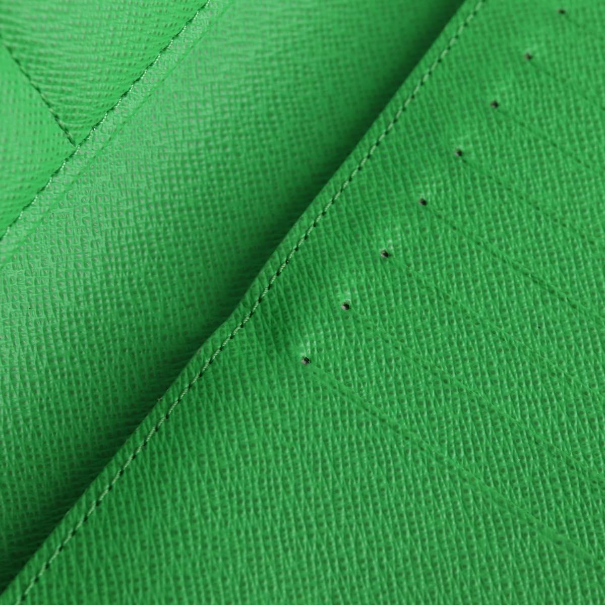 LOUIS VUITTON Monogram LV Portrait Zippy Vertical Wallet M82590 LV Auth 116099AM