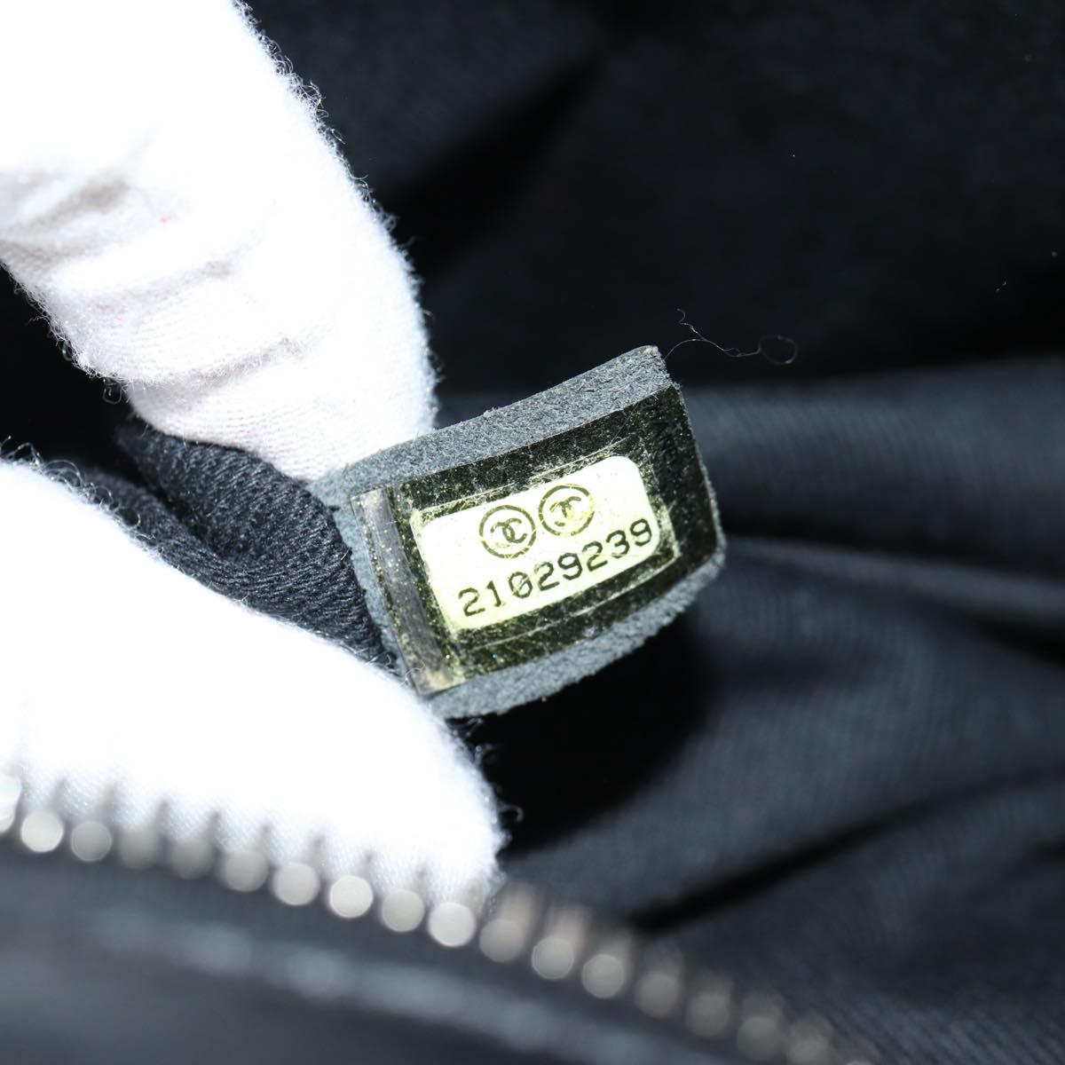 CHANEL Matelasse Chain Shoulder Bag Tweed Leather White Silver CC Auth 116419SM