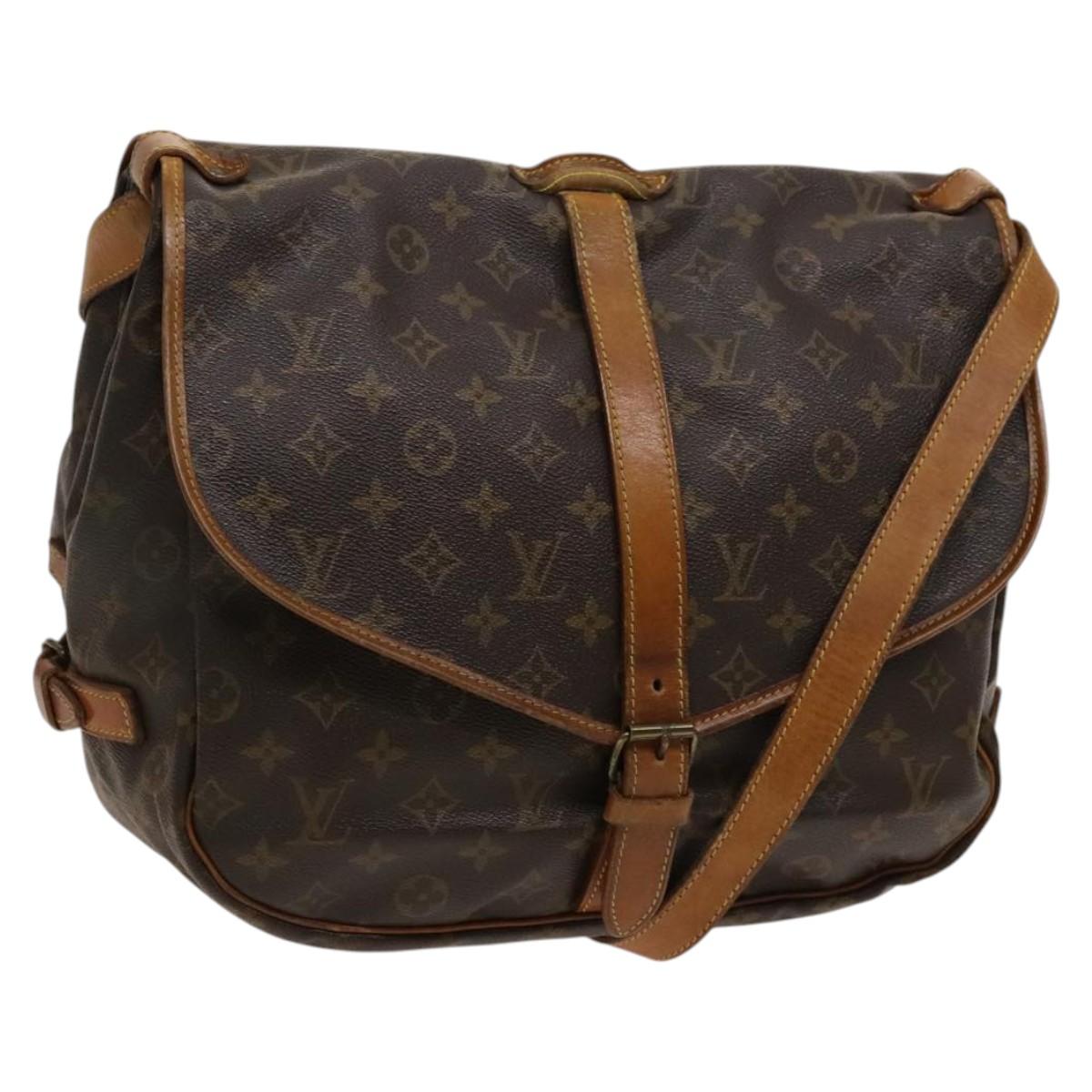 LOUIS VUITTON Monogram Saumur 35 Shoulder Bag M42254 LV Auth 116447