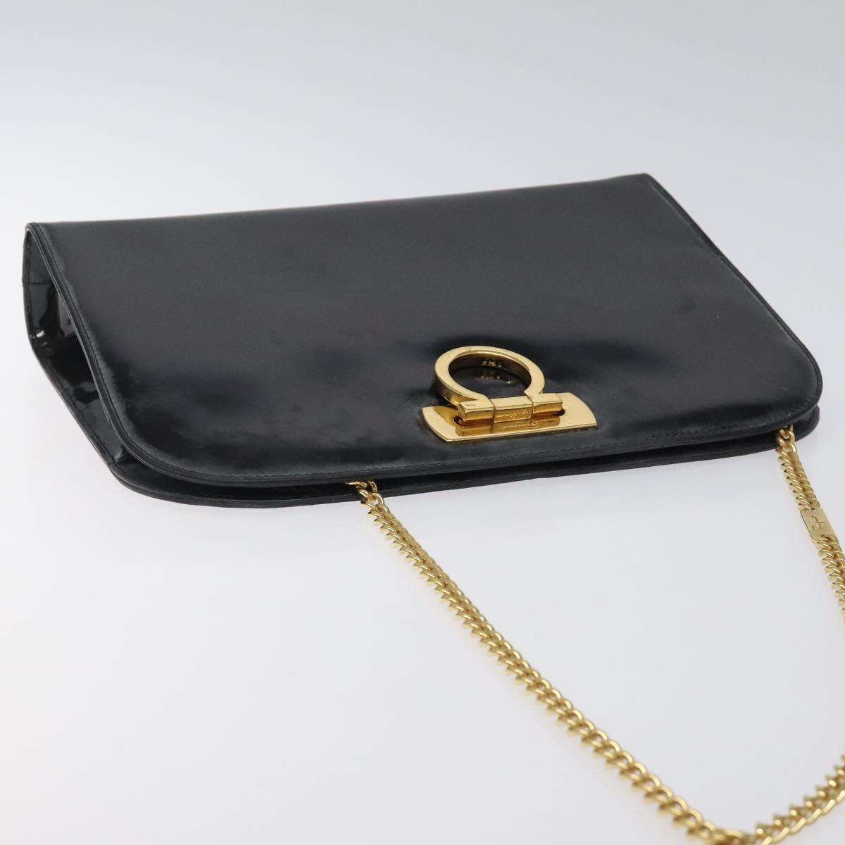 Salvatore Ferragamo Gancini Chain Shoulder Bag Patent leather Black Auth 116524