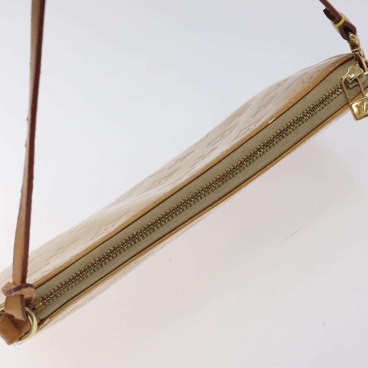 LOUIS VUITTON Monogram Vernis Lexington Accessory Pouch Beige M91010 Auth 116900