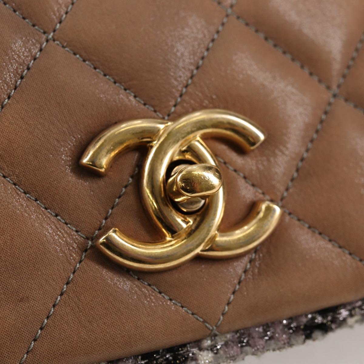 CHANEL Matelasse Chain Shoulder Bag Coated Canvas Beige CC Auth 118136A