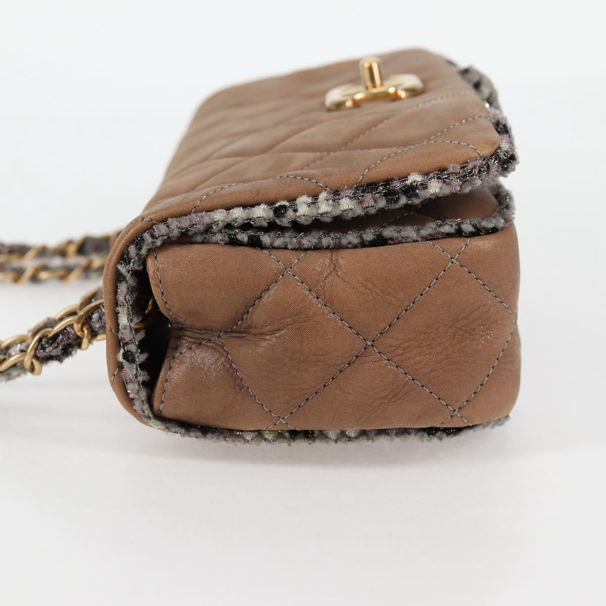 CHANEL Matelasse Chain Shoulder Bag Coated Canvas Beige CC Auth 118136A