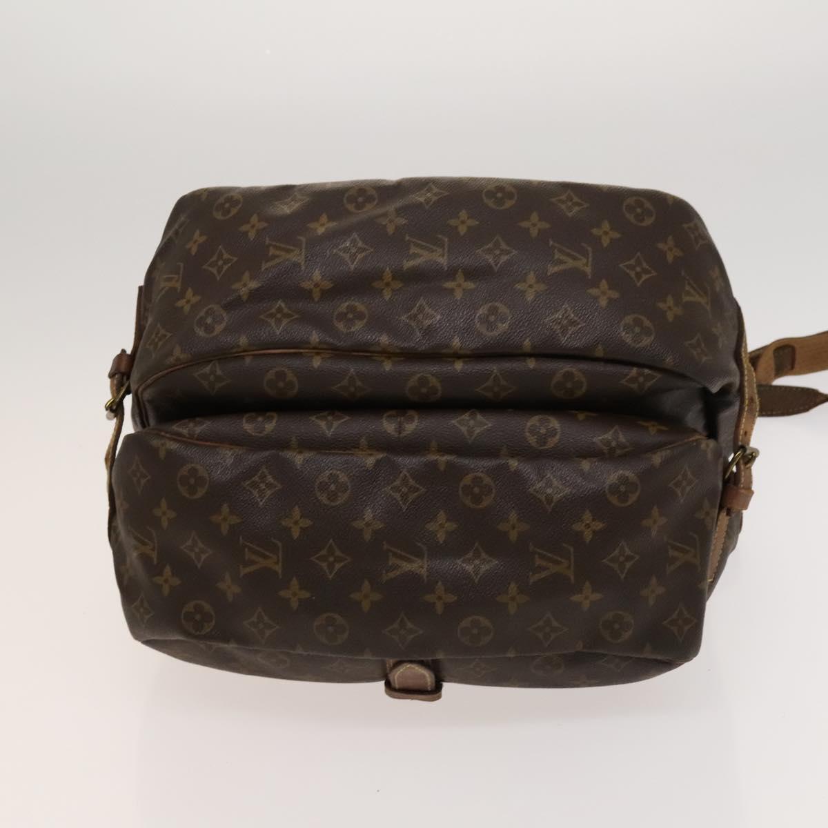 LOUIS VUITTON Monogram Saumur 35 Shoulder Bag M42254 LV Auth 118195