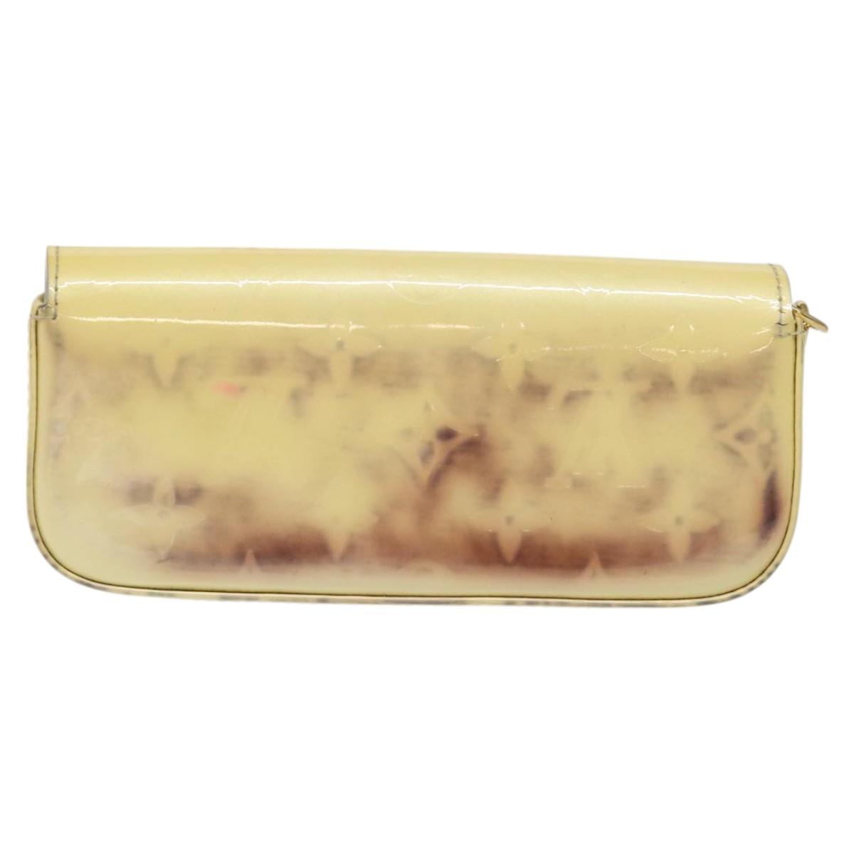 LOUIS VUITTON Vernis Pochette lagoon Glasses Case Perle M91801 LV Auth 118256