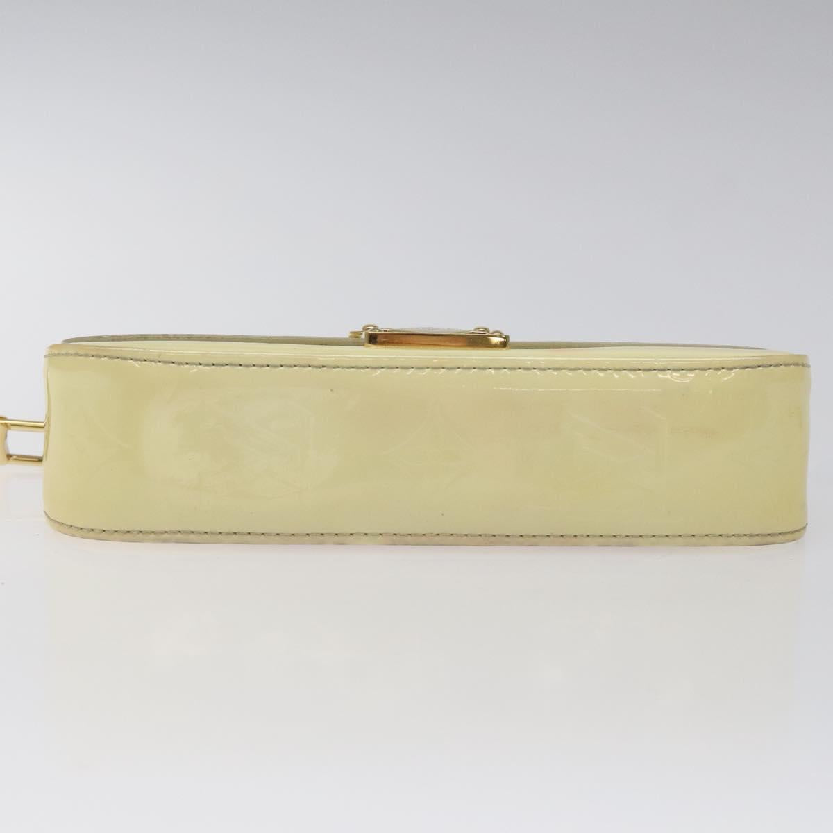 LOUIS VUITTON Vernis Pochette lagoon Glasses Case Perle M91801 LV Auth 118256