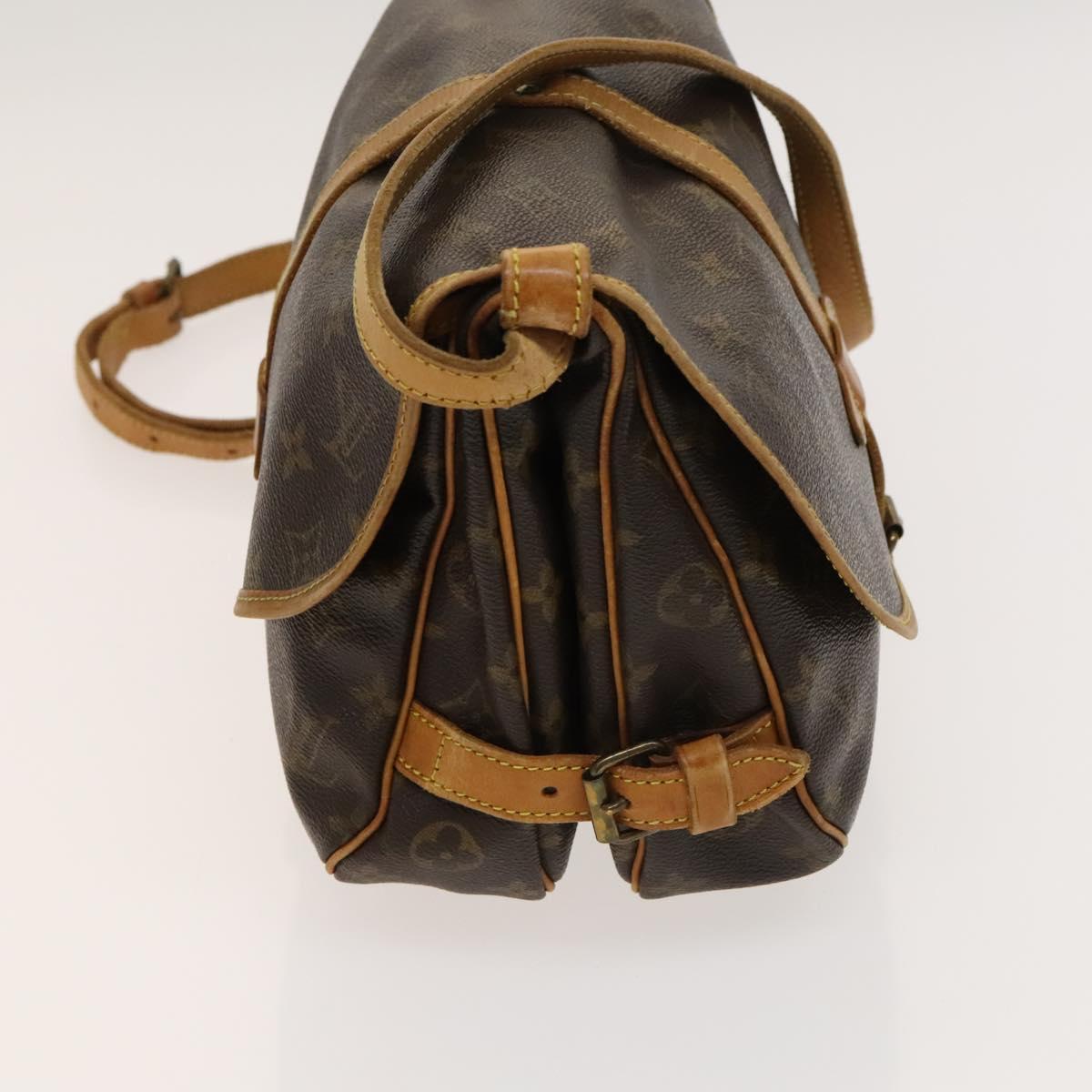 LOUIS VUITTON Monogram Saumur 30 Shoulder Bag M42256 LV Auth 118837