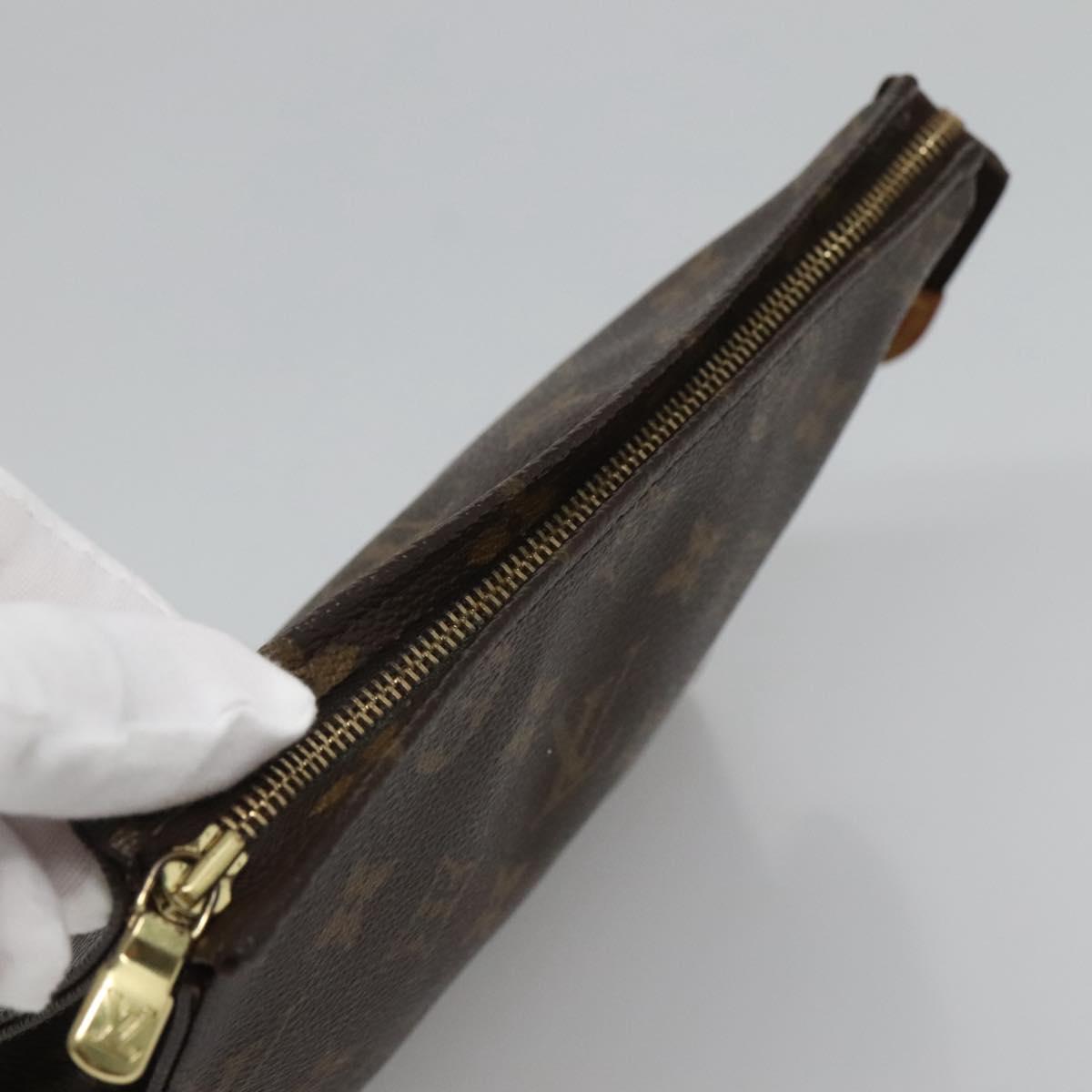 LOUIS VUITTON Monogram Poche Toilette 15 Pouch M47546 LV Auth 119343