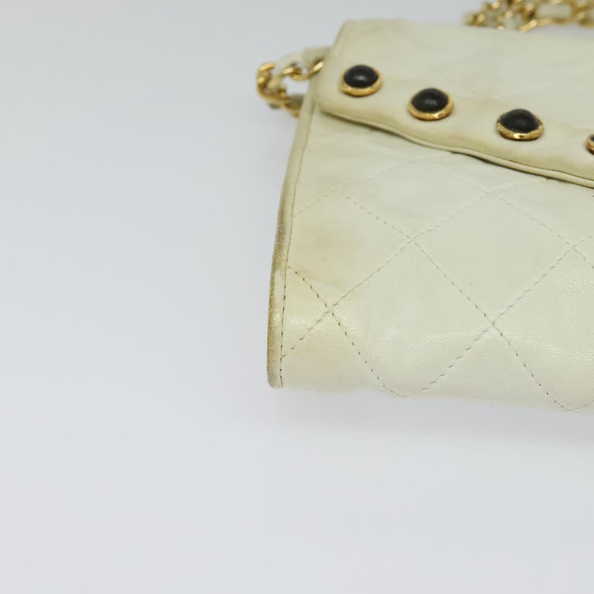 CHANEL Matelasse Chain Shoulder Bag Lamb Skin White CC Auth 119388