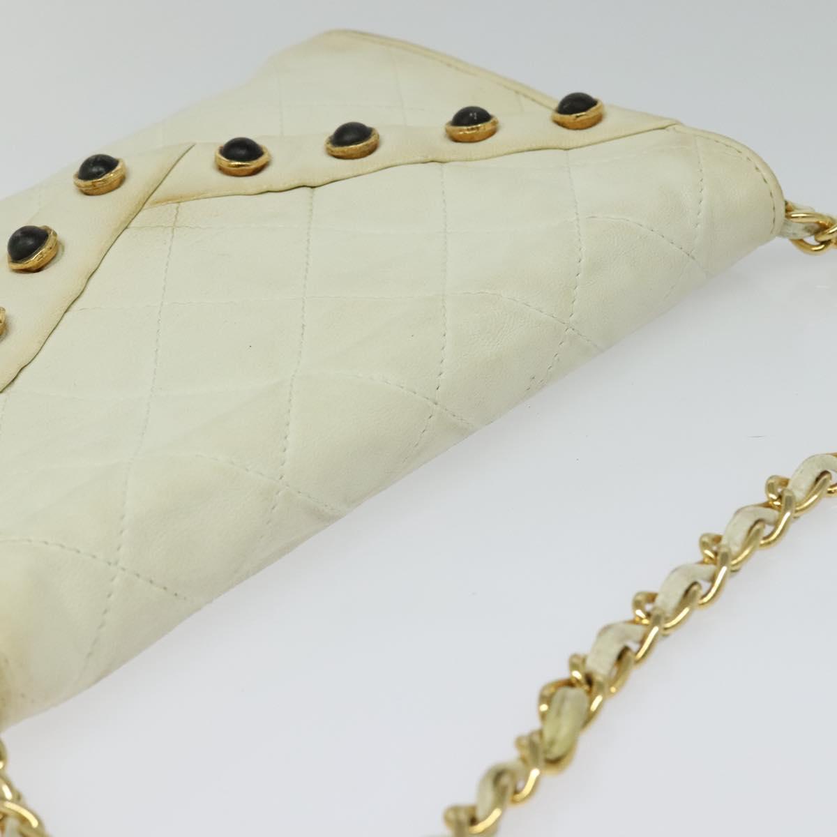CHANEL Matelasse Chain Shoulder Bag Lamb Skin White CC Auth 119388