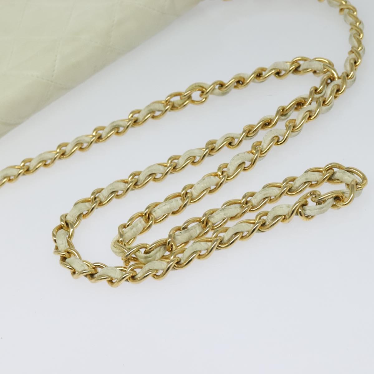 CHANEL Matelasse Chain Shoulder Bag Lamb Skin White CC Auth 119388
