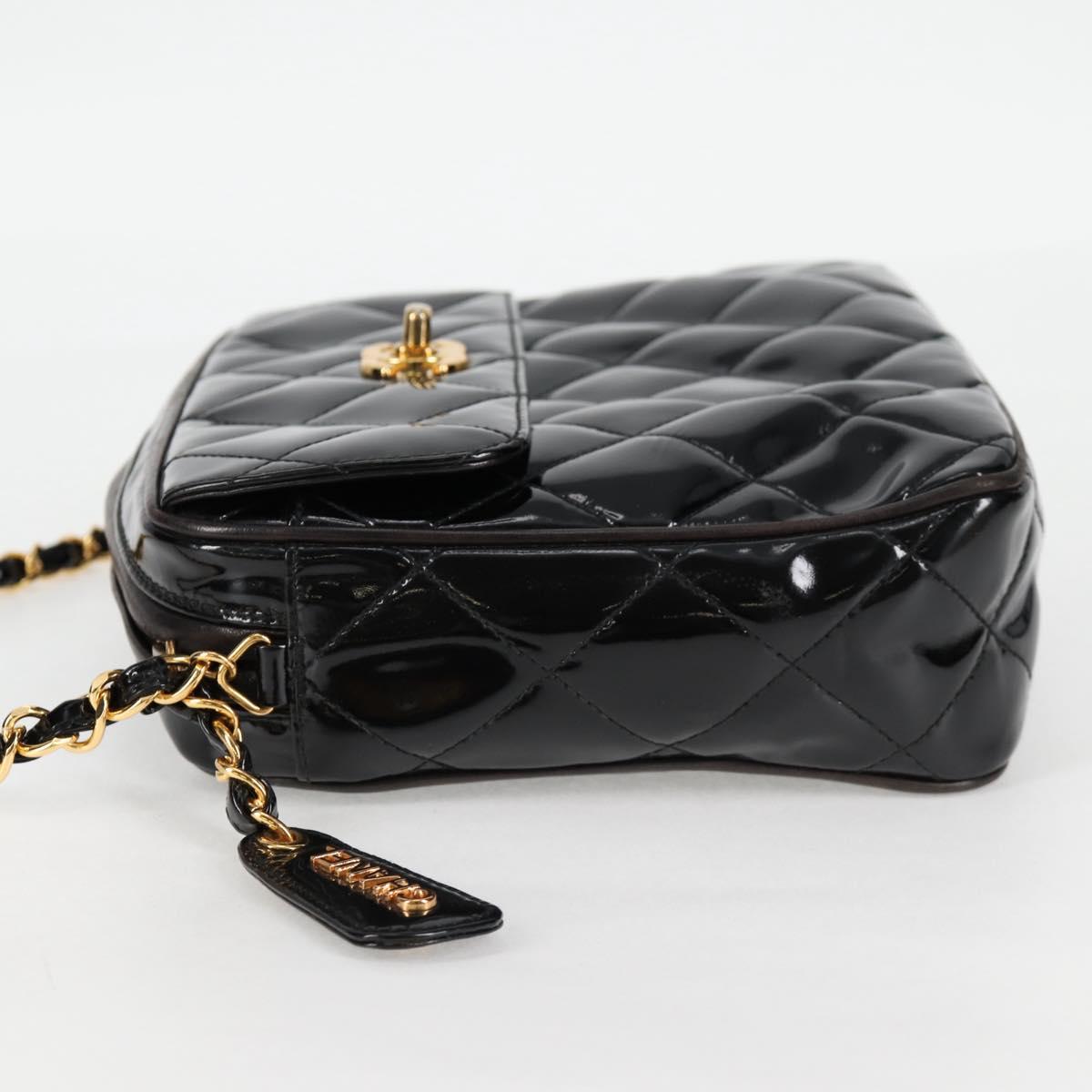 CHANEL Matelasse Chain Shoulder Bag Patent leather Black Gold CC Auth 119551