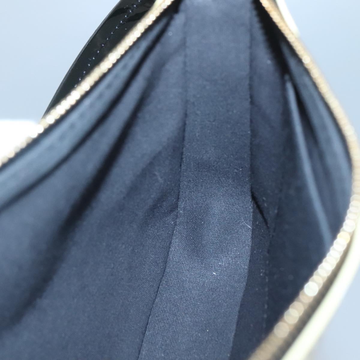 LOUIS VUITTON Vernis sticker Pochette Accessoires Pouch White M90928 Auth 120036