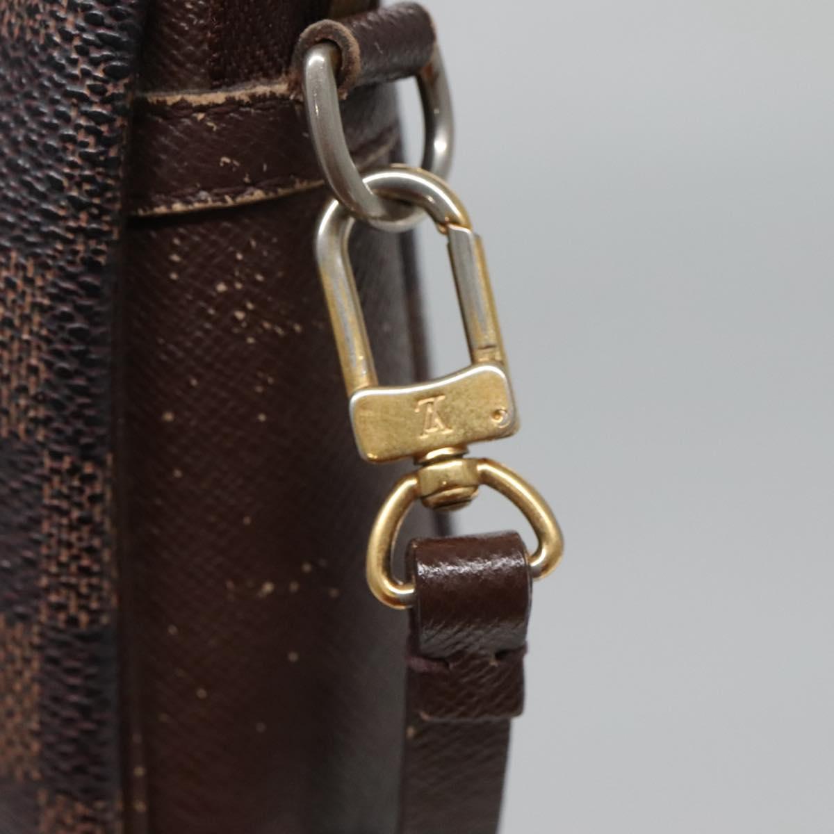 LOUIS VUITTON Damier Ebene Trousse Makeup Pouch N51982 LV Auth 120327