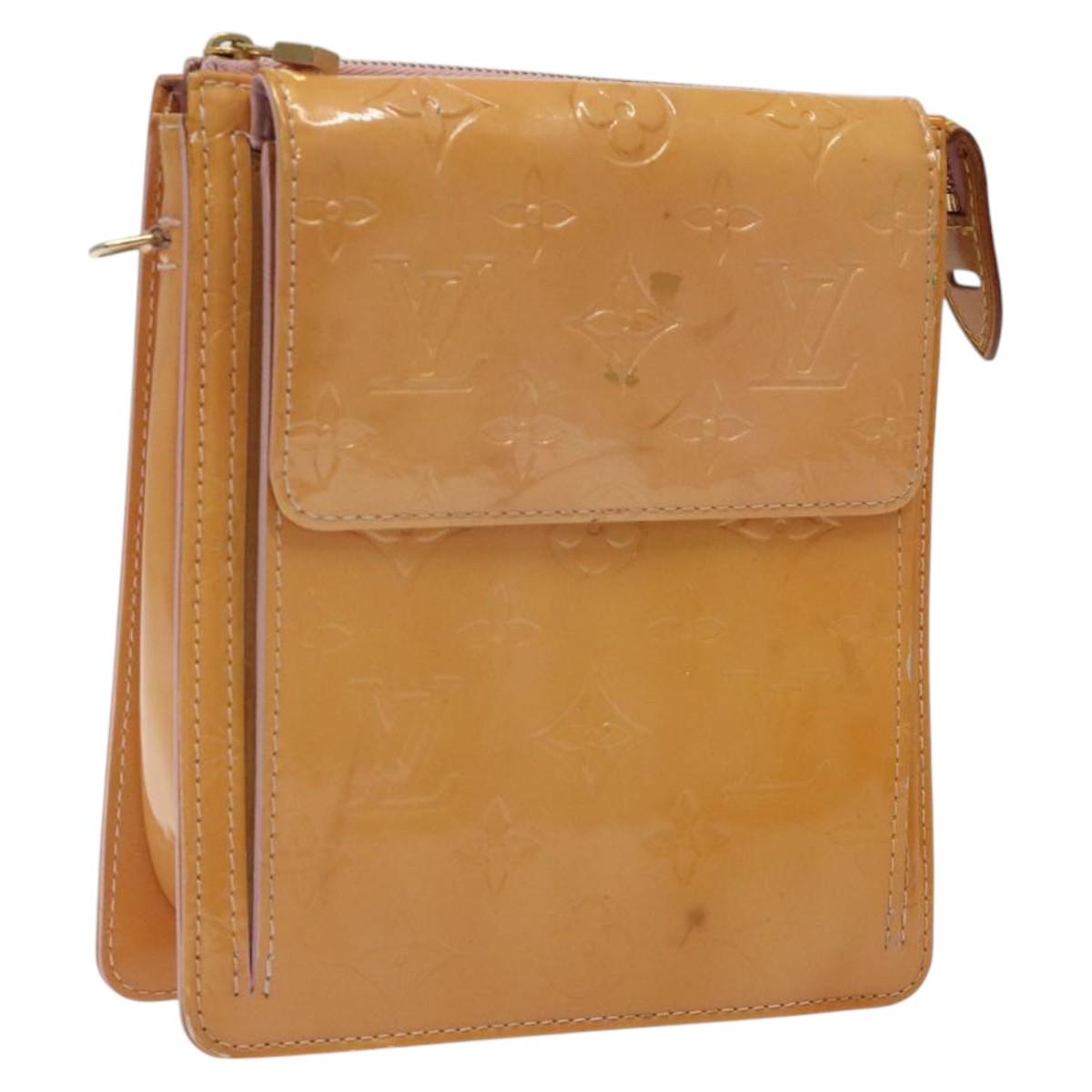 LOUIS VUITTON Monogram Vernis Motto Pouch Marshmallow Pink M91312 Auth 120333