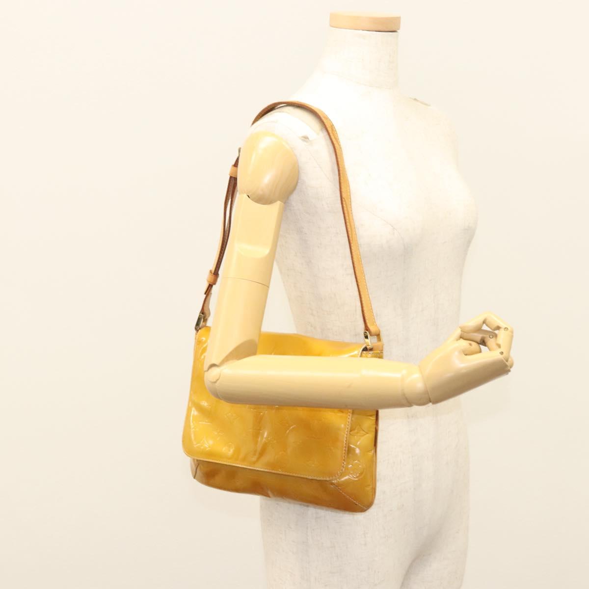 LOUIS VUITTON Monogram Vernis Thompson Street Bag Beige M91301 LV Auth 120623