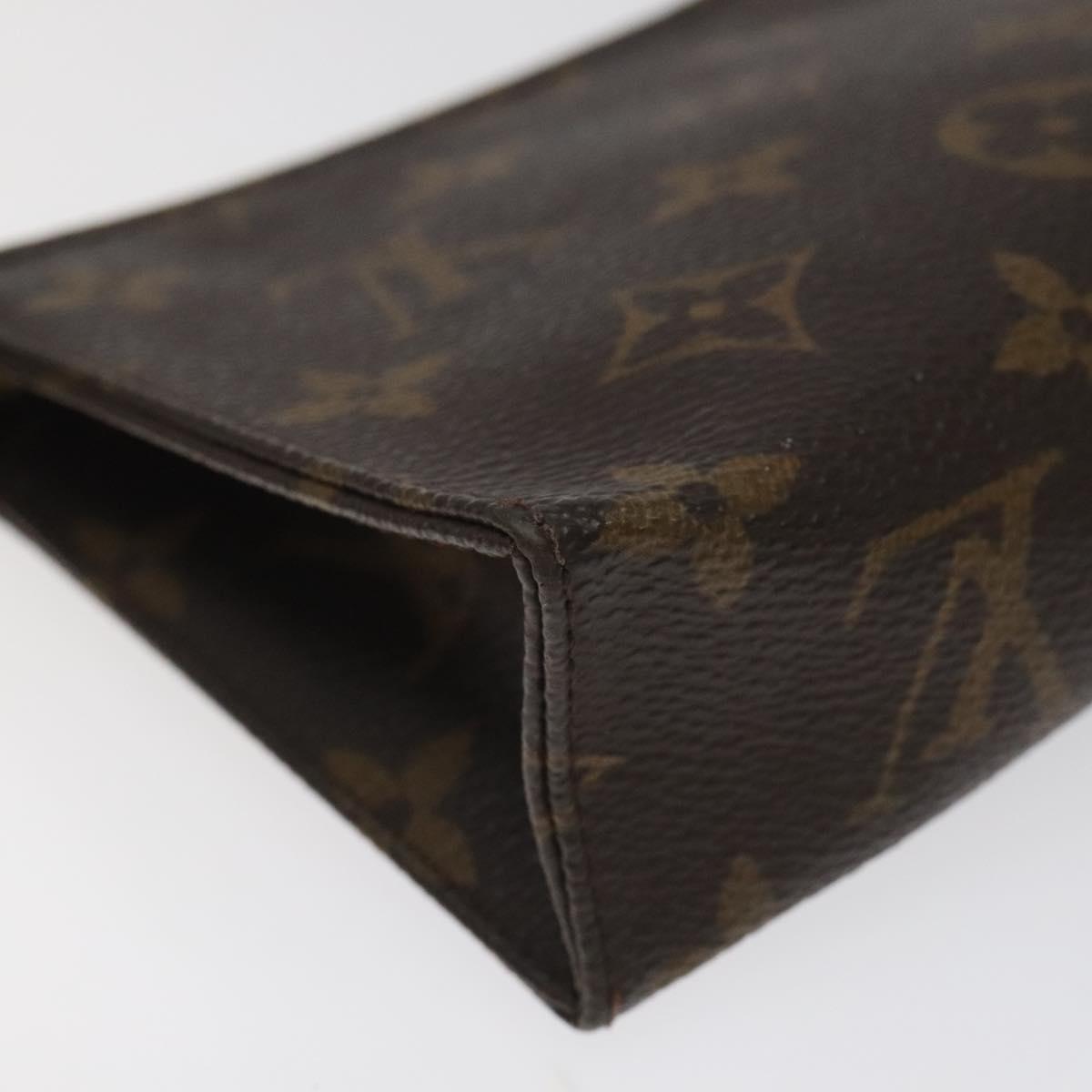 LOUIS VUITTON Monogram Poche Toilette 15 Pouch M47546 LV Auth 120728