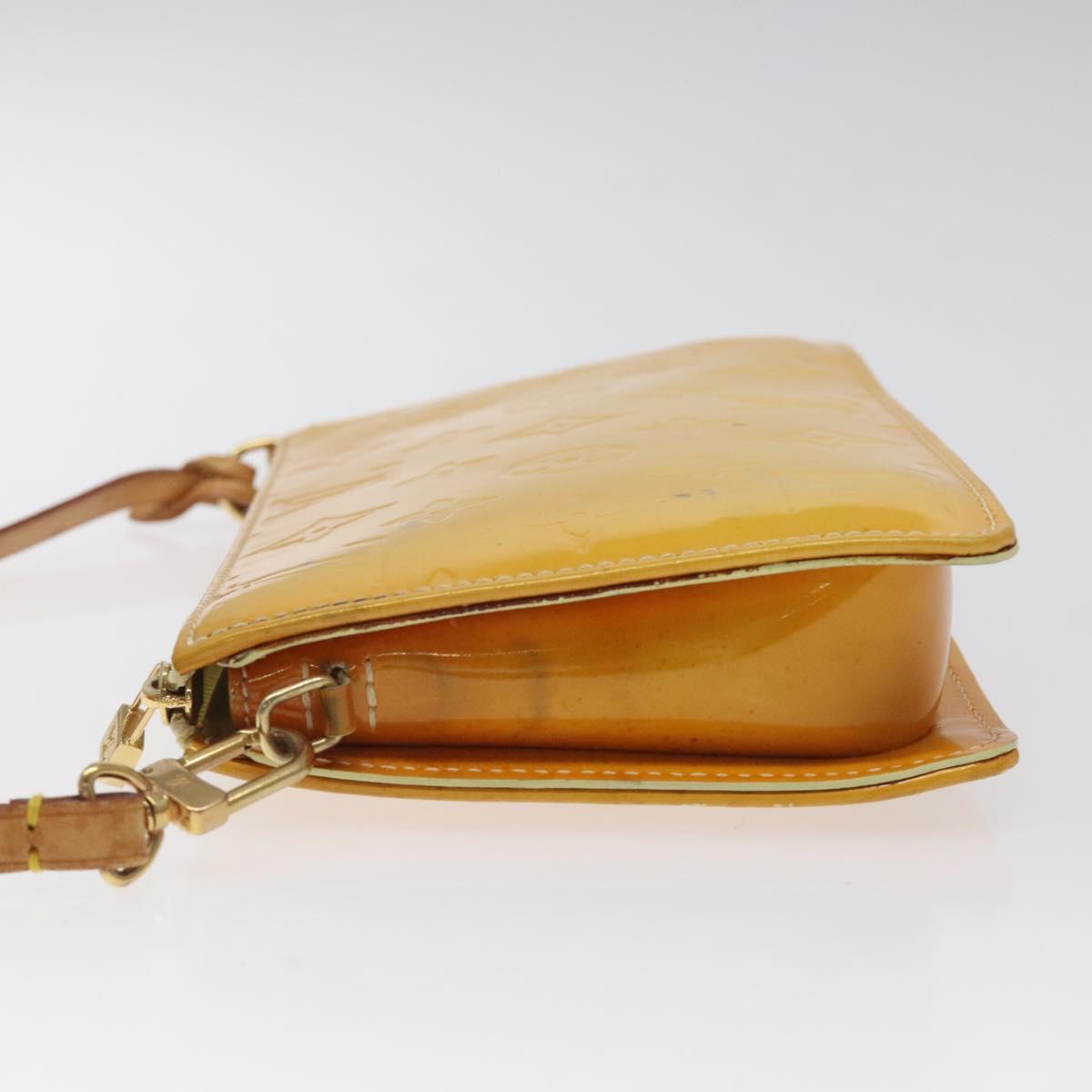 LOUIS VUITTON Vernis Lexington Accessory Pouch Lime Yellow M91058 Auth 120744