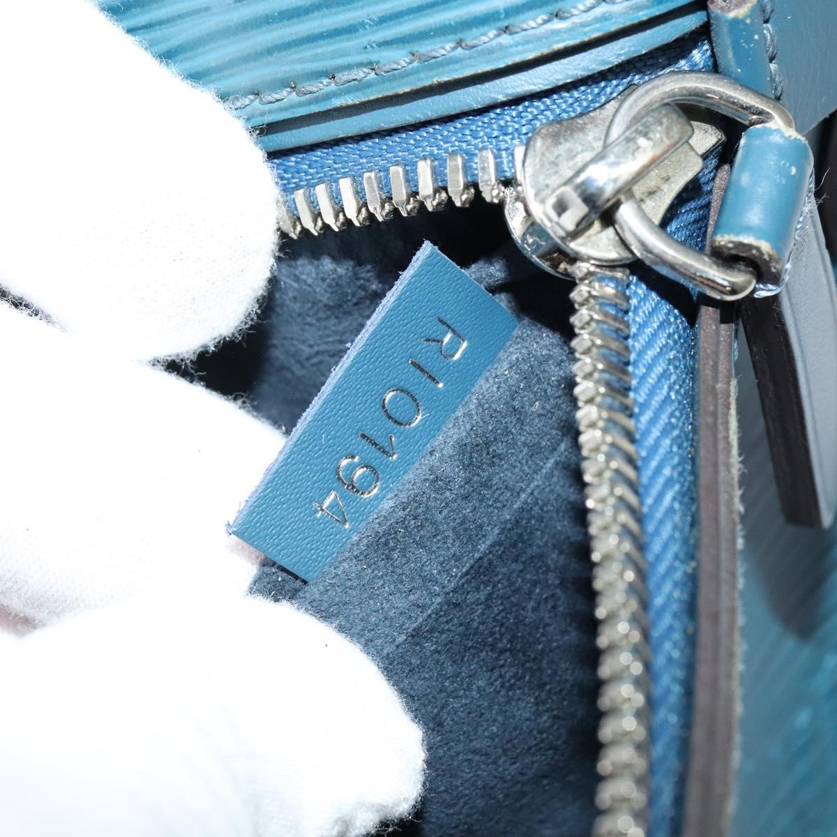 LOUIS VUITTON Epi Neo-Osh Clutch Bag Cyan LV Auth 120827