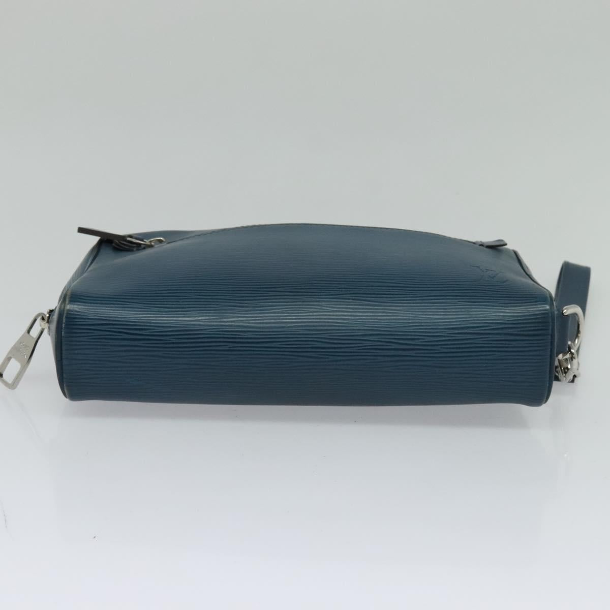 LOUIS VUITTON Epi Neo-Osh Clutch Bag Cyan LV Auth 120827