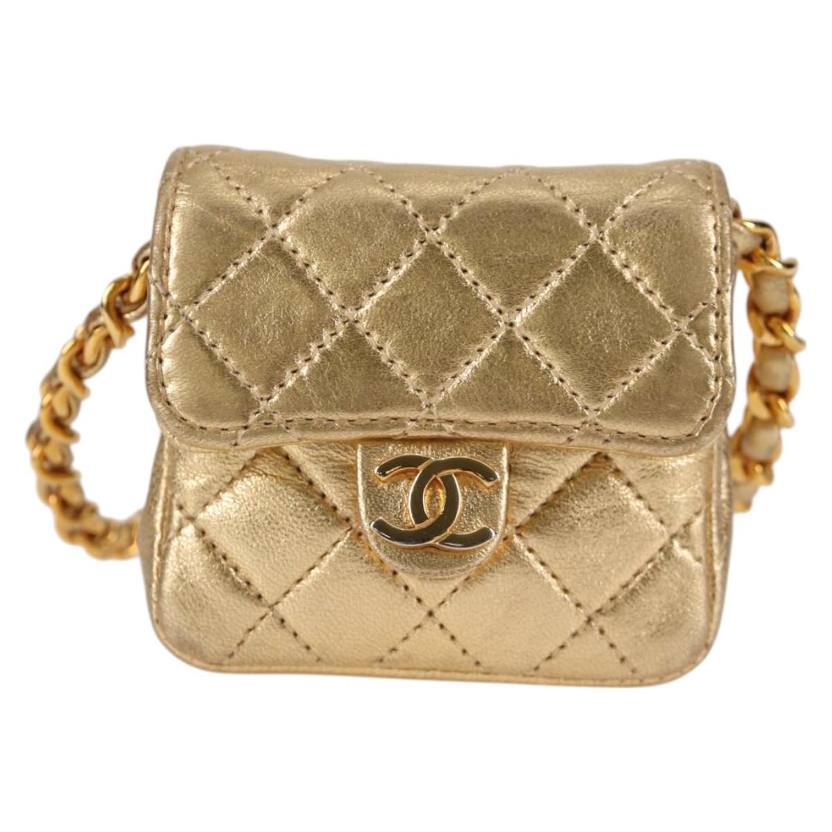 CHANEL Mini Mini Matelasse Chain Bag Lamb Skin Gold Tone CC Auth 120870AV