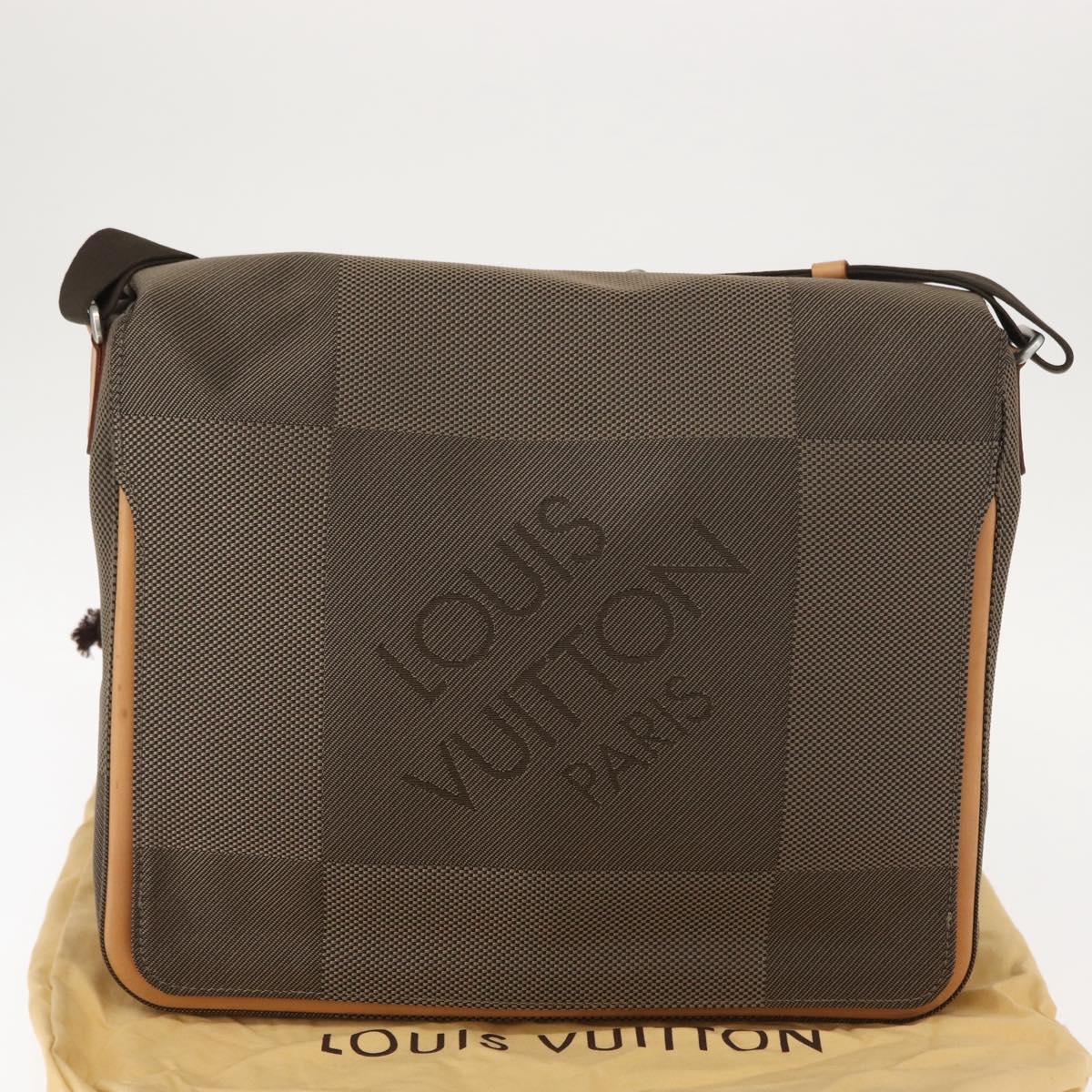 LOUIS VUITTON Damier Geant Petite Message Shoulder Bag Tail M93617 Auth 121397V
