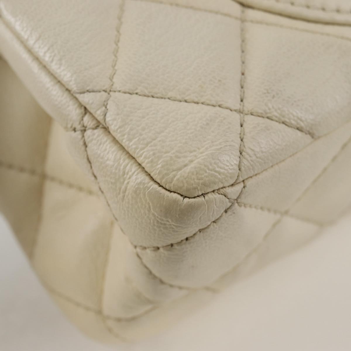 CHANEL Matelasse 30 2.25 Chain Shoulder Bag Caviar Skin White CC Auth 121441