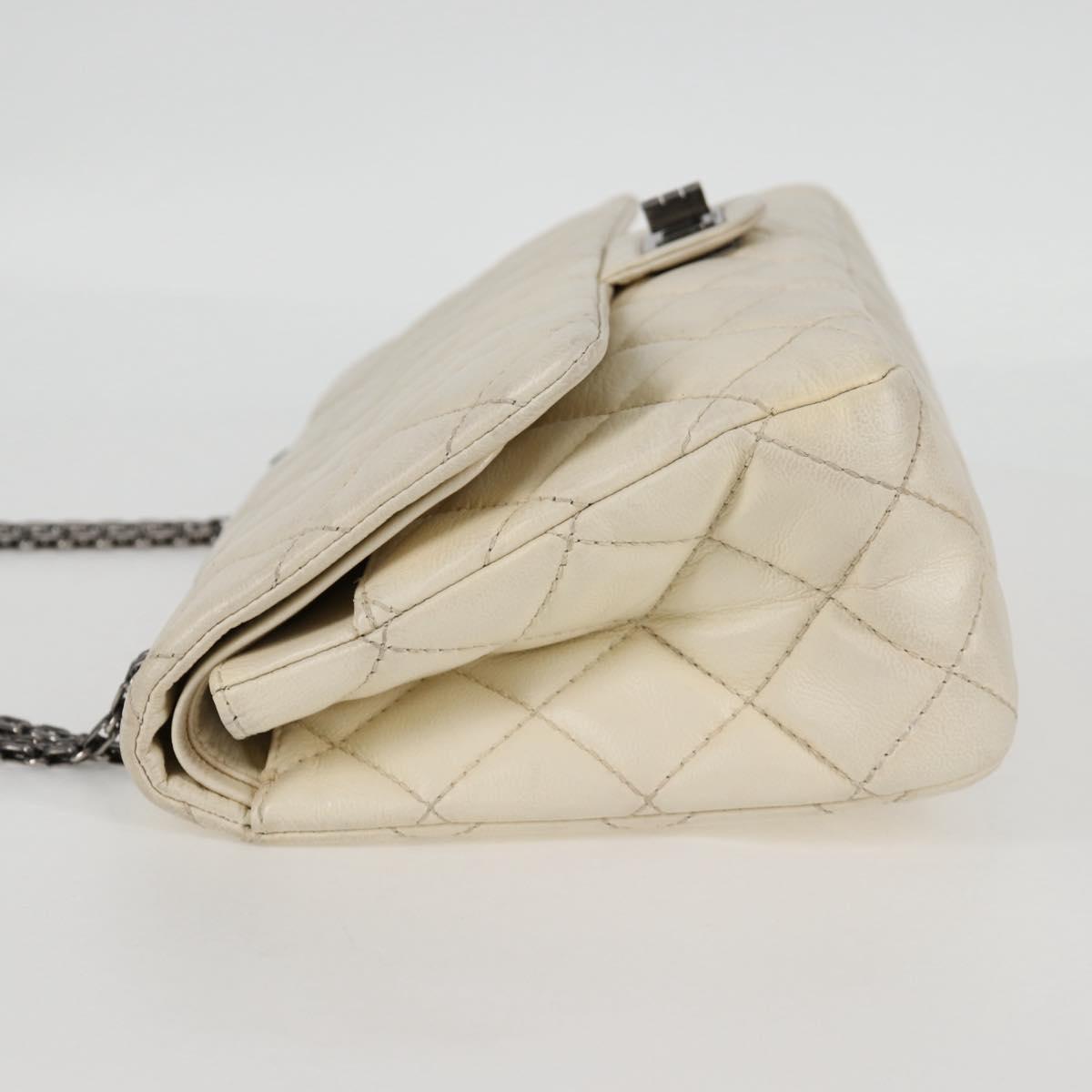 CHANEL Matelasse 30 2.25 Chain Shoulder Bag Caviar Skin White CC Auth 121441