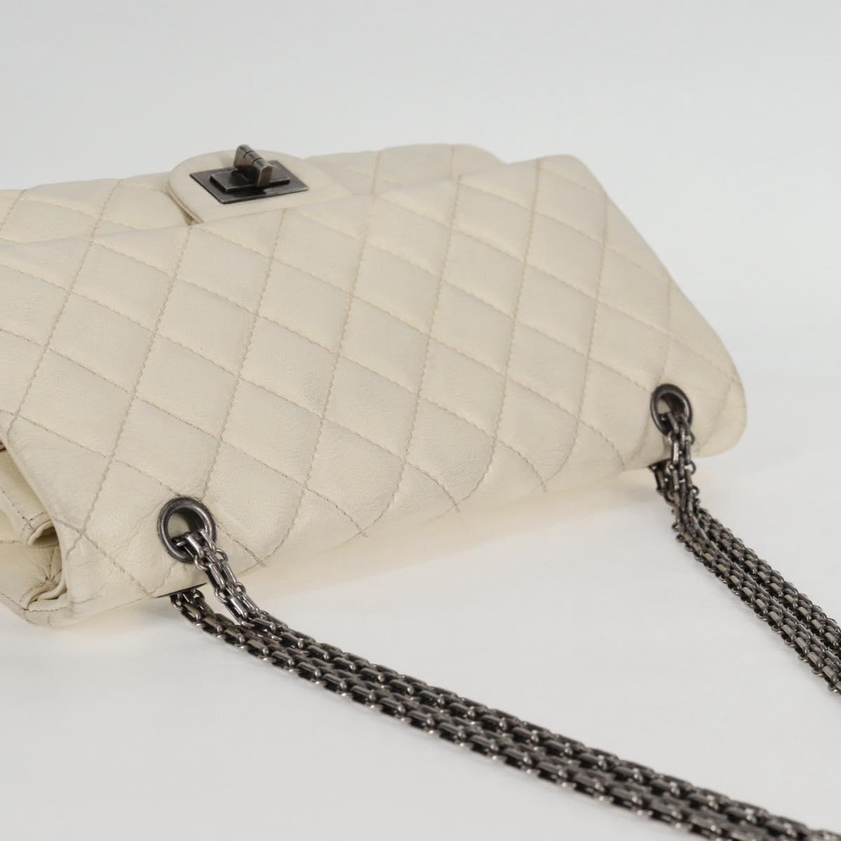 CHANEL Matelasse 30 2.25 Chain Shoulder Bag Caviar Skin White CC Auth 121441