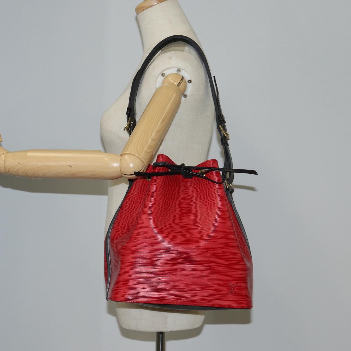 LOUIS VUITTON Epi Petit Noe Shoulder Bag Bicolor Black Red M44017 Auth 122033A