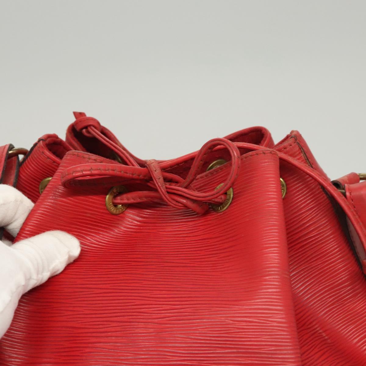 LOUIS VUITTON Epi Petit Noe Shoulder Bag Red M44107 LV Auth 122280