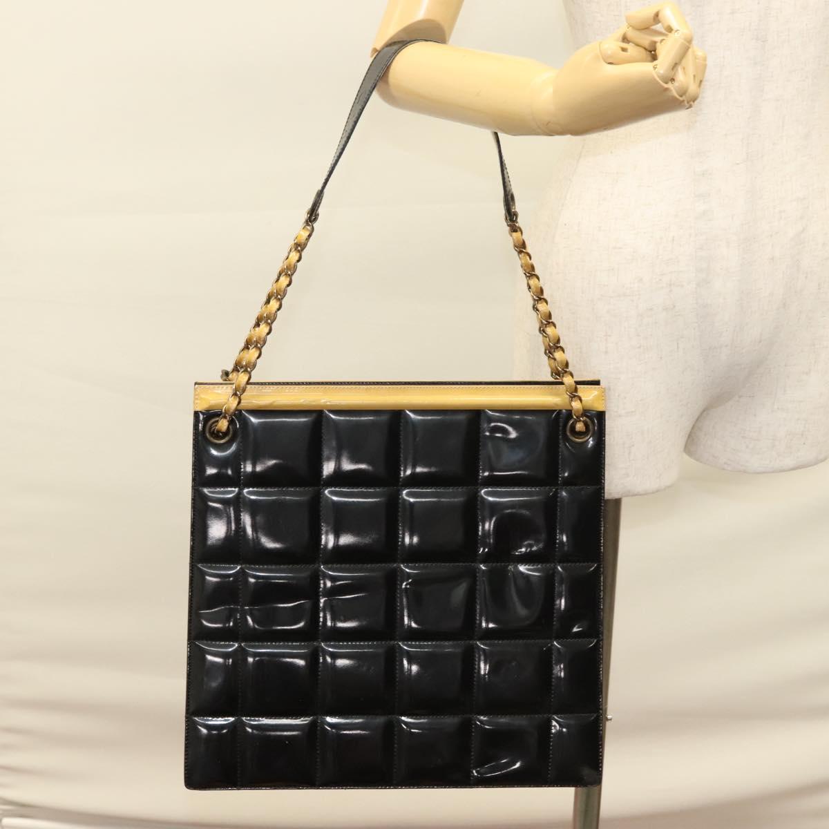 CHANEL Choco Bar Chain Shoulder Bag Patent leather Black CC Auth 122608