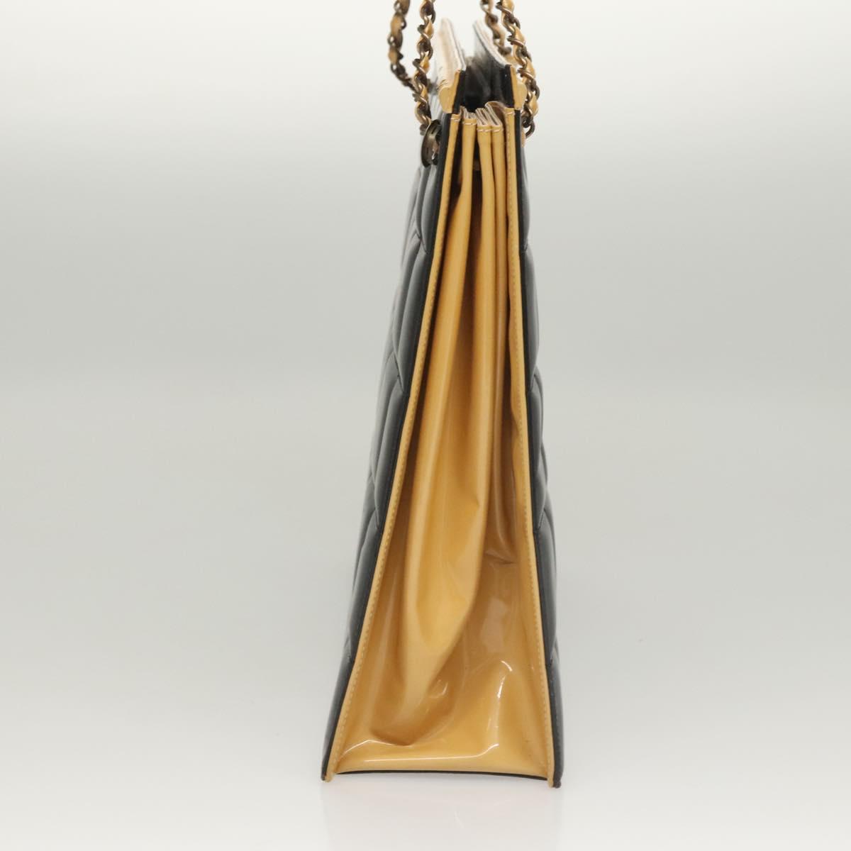 CHANEL Choco Bar Chain Shoulder Bag Patent leather Black CC Auth 122608