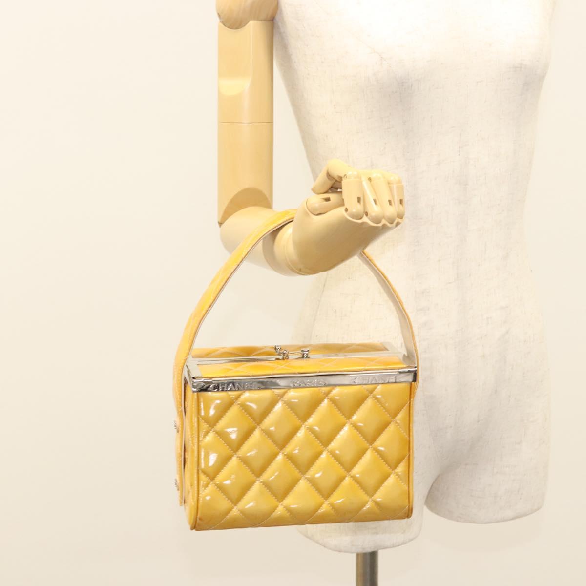 CHANEL Matelasse Hand Bag Patent leather Yellow Silver CC Auth 122609