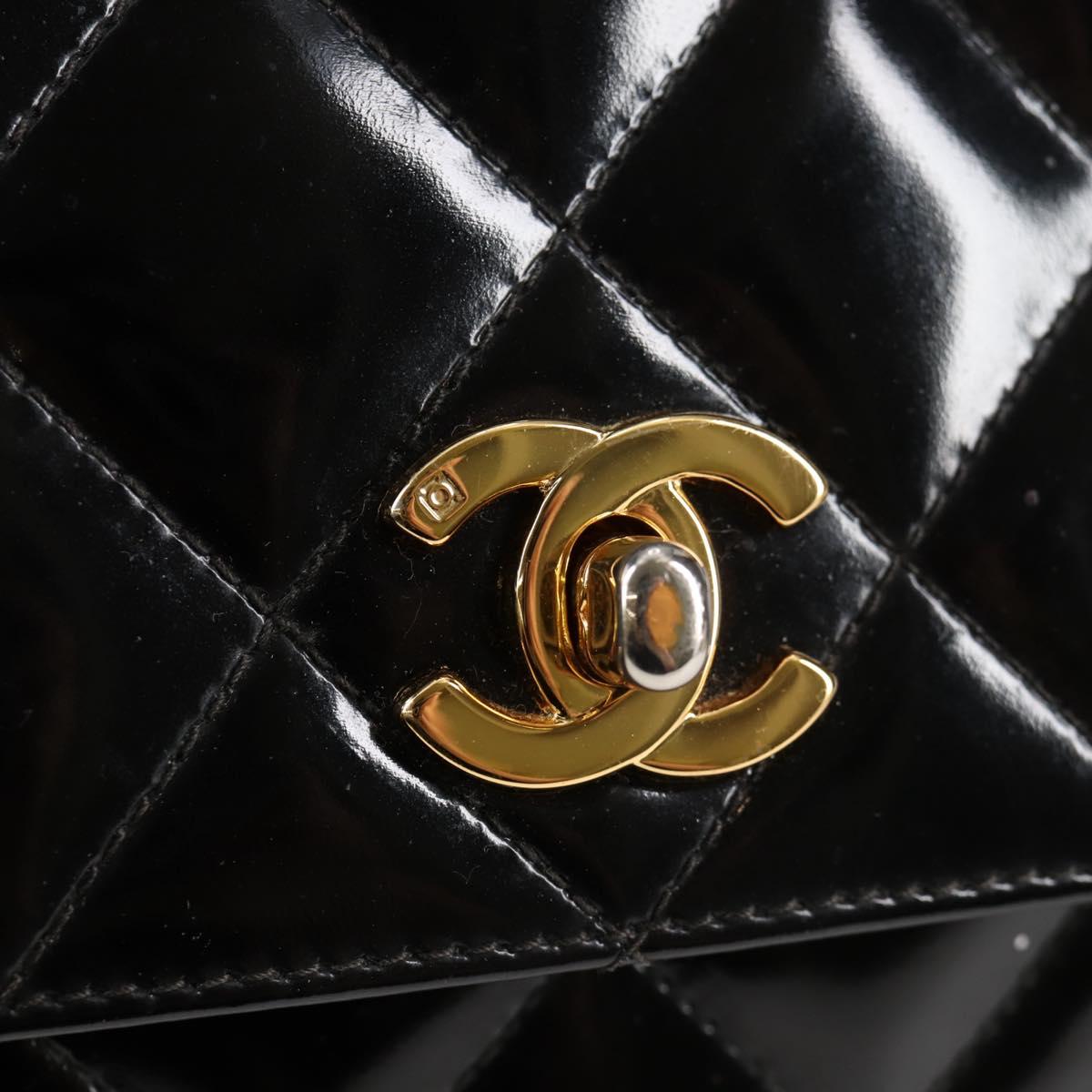 CHANEL Matelasse Chain Shoulder Bag Patent leather Black Gold CC Auth 123012