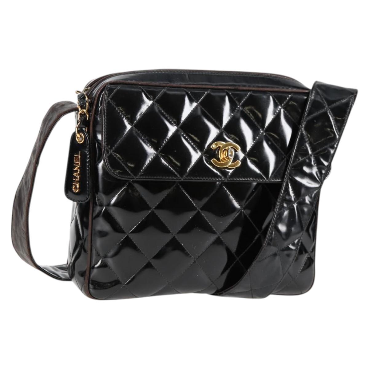 CHANEL Matelasse Chain Shoulder Bag Patent leather Black Gold CC Auth 123012