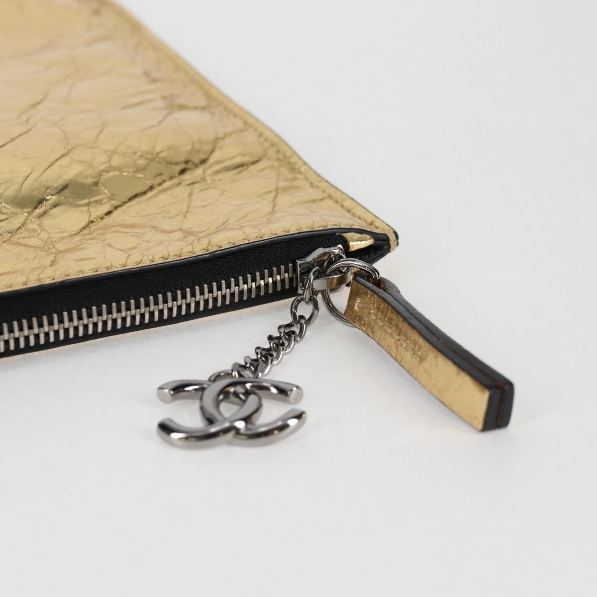 CHANEL Clutch Bag Leather Gold CC Auth 123083V