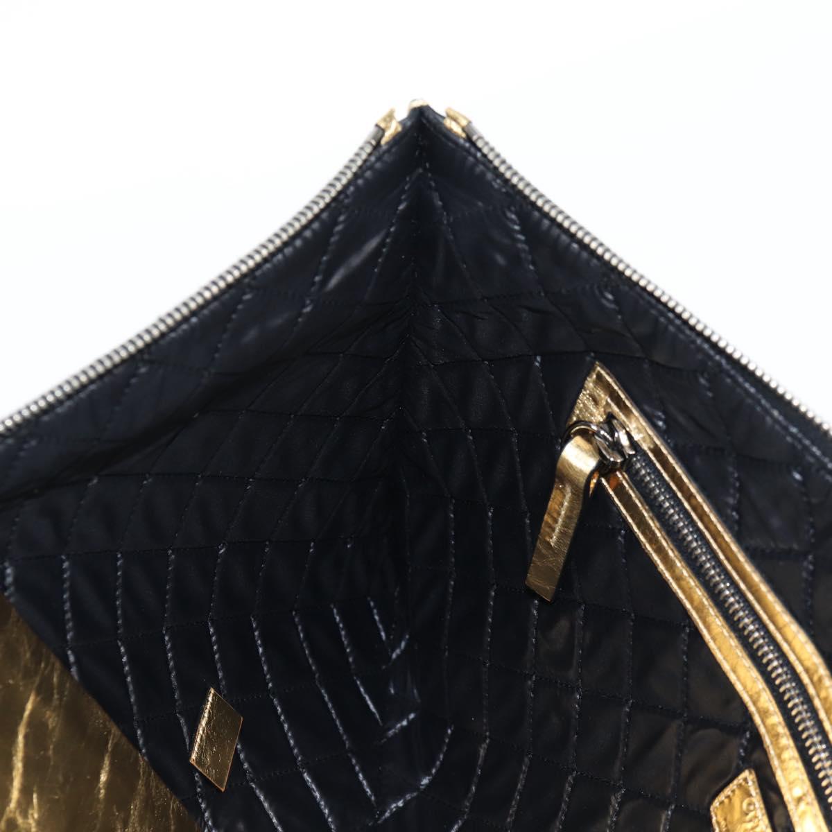 CHANEL Clutch Bag Leather Gold CC Auth 123083V
