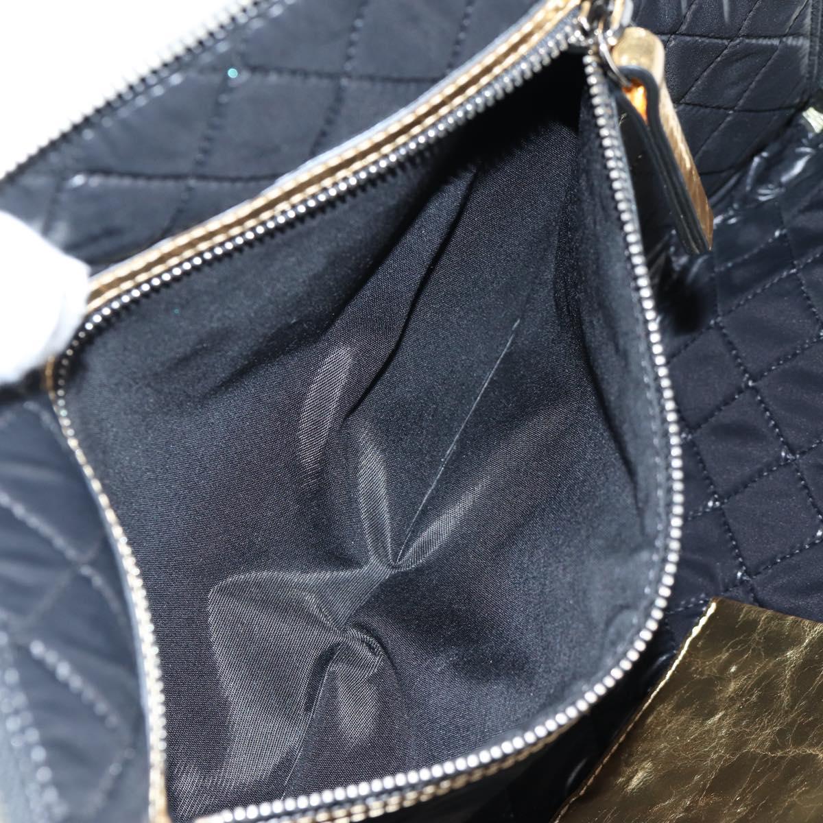 CHANEL Clutch Bag Leather Gold CC Auth 123083V