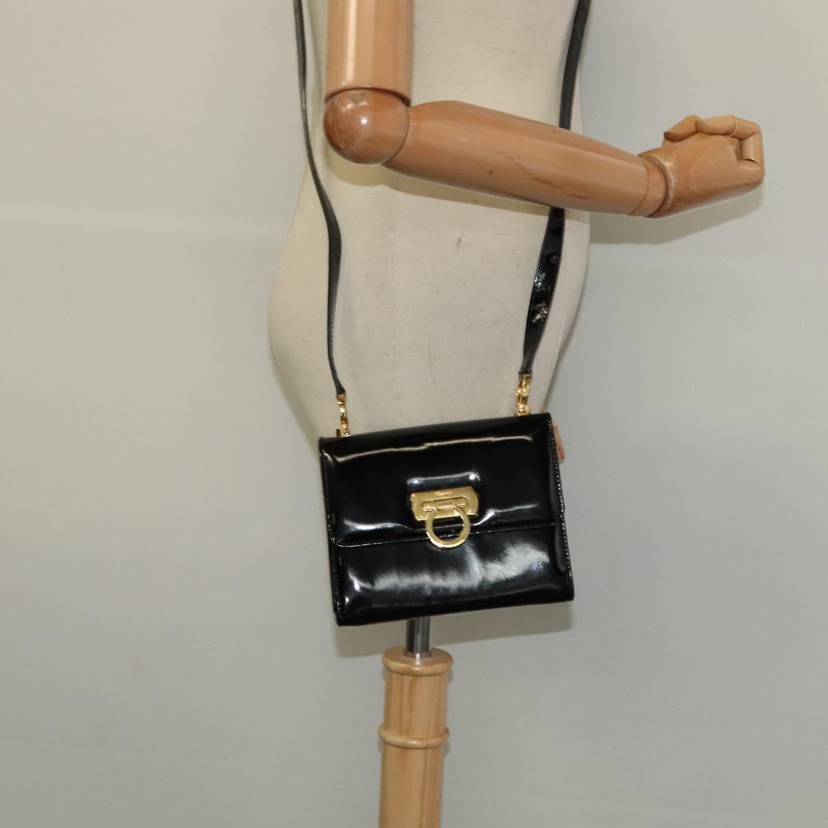 Salvatore Ferragamo Gancini Shoulder Bag Enamel Black Gold Auth 123760