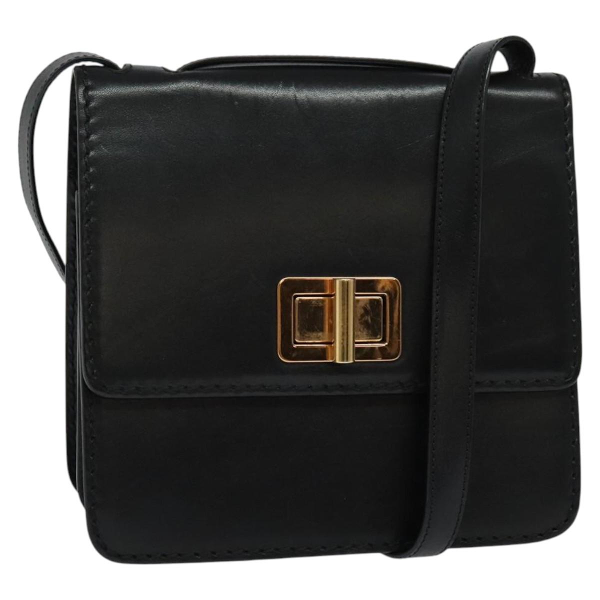 Chloe Shoulder Bag Leather Black Gold Auth 123811