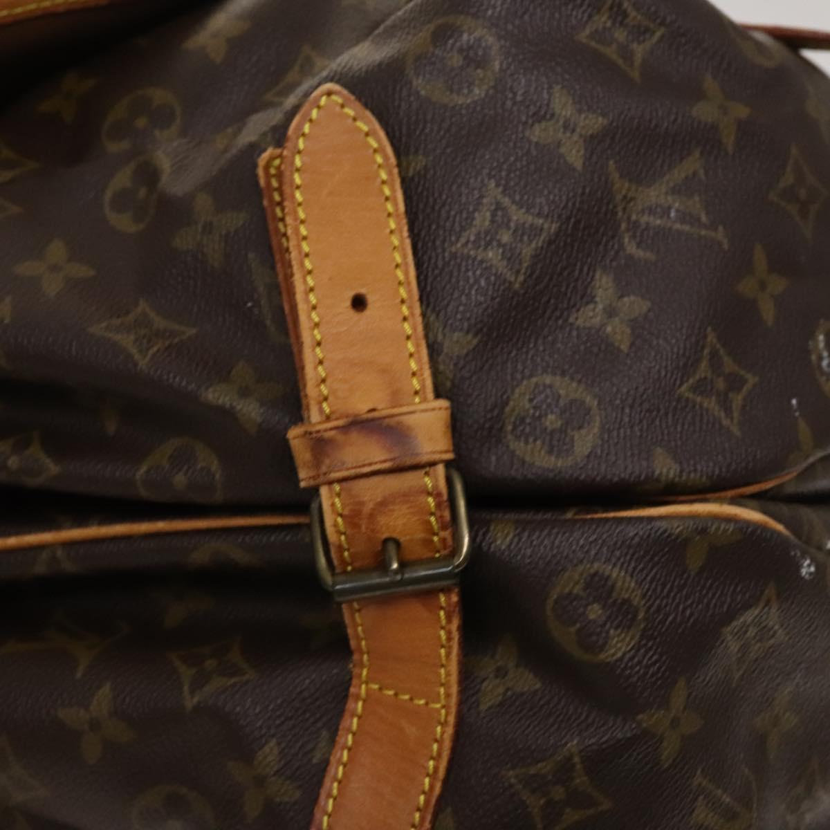 LOUIS VUITTON Monogram Saumur 43 Shoulder Bag M42252 LV Auth 123937