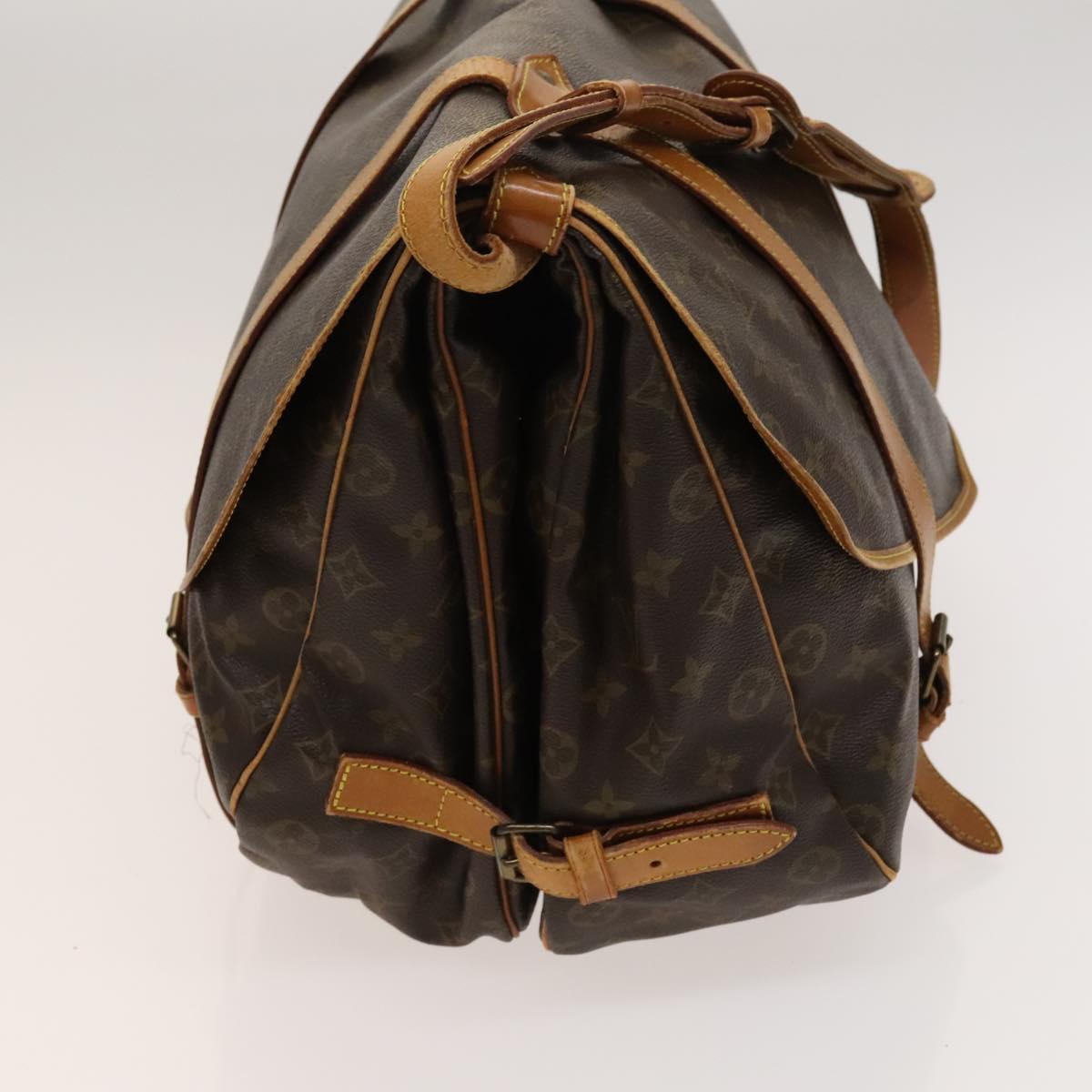 LOUIS VUITTON Monogram Saumur 43 Shoulder Bag M42252 LV Auth 123937