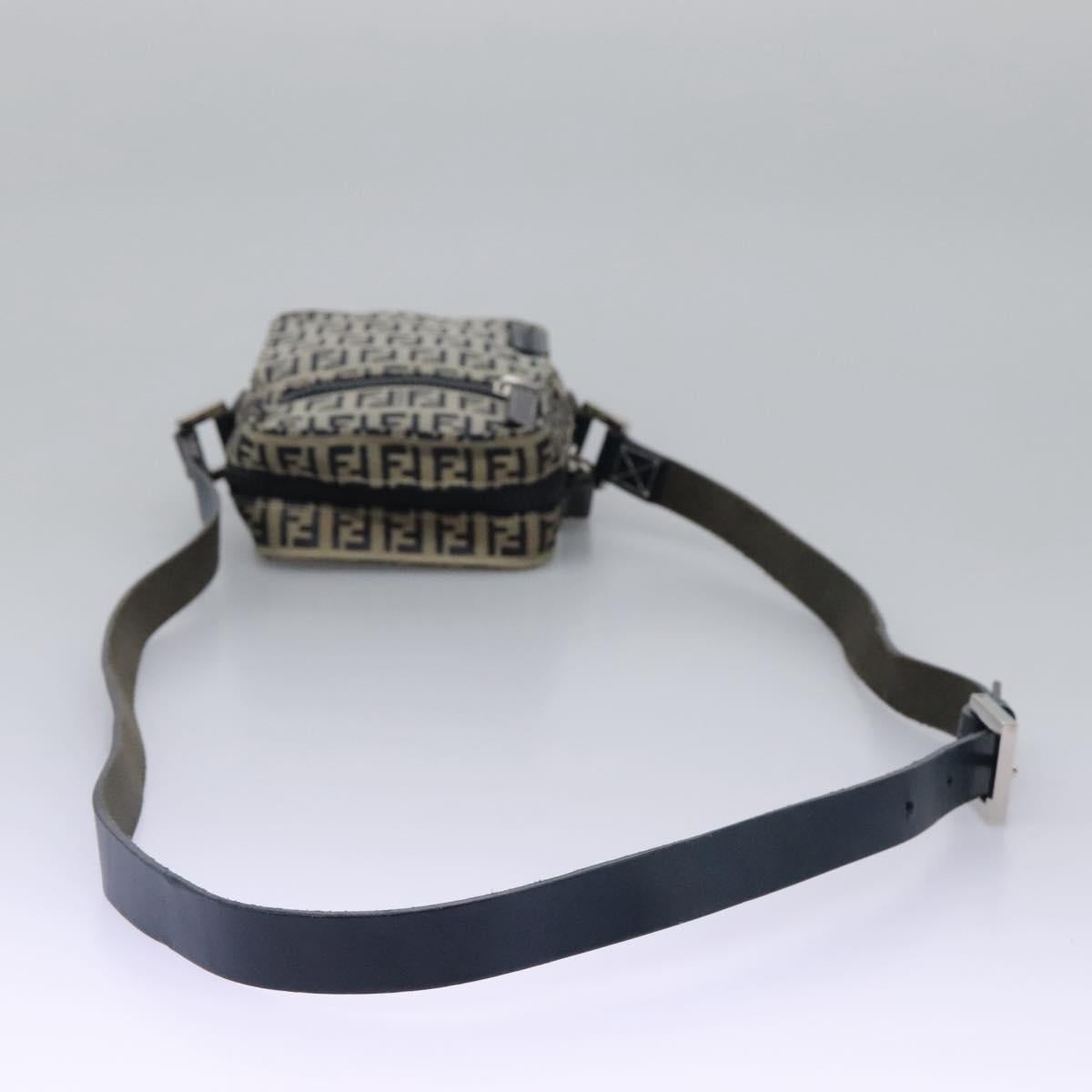FENDI Zucchino Canvas Shoulder Bag Navy Silver Auth 123978